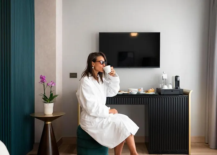 Je Otel Roma