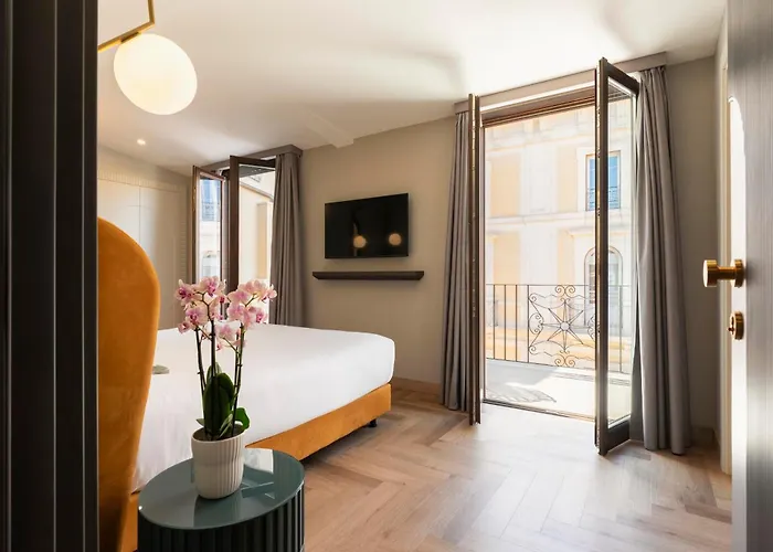 Je 4* Roma